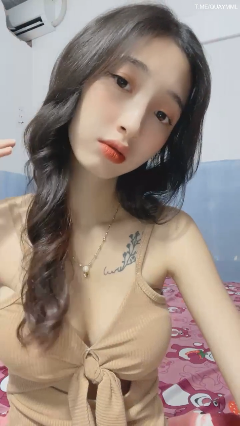 Idol tóp tóp 30K fl Nhung em, Dáng dây này chắc là dâm lắm