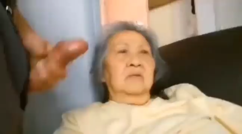 Phi công lái máy bay bà già là đây nè các cháu